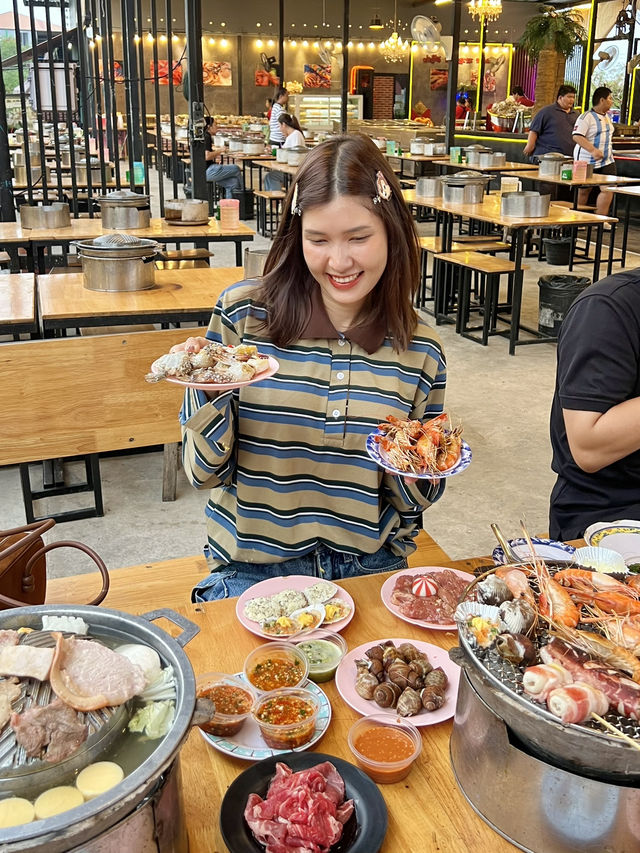 ท่าจีน หมูกระทะ ทะเลเผา บุฟเฟ่ต์ที่ยกทะเลมาให้แล้ว