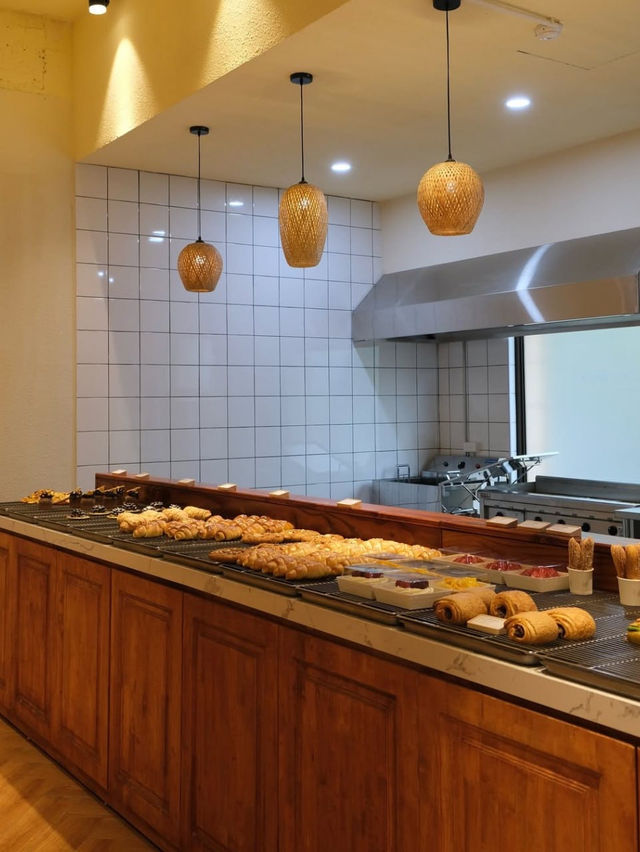 Foremost Café