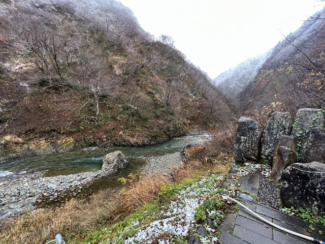 🌄 Enchanting Depths – Kiyotsu Gorge (Tunnel of Light)