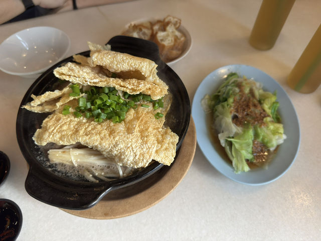 🥢 Shun Fa Ba Kut Teh (Gelang Patah) – Overpriced, Underwhelming, and MSG-Heavy