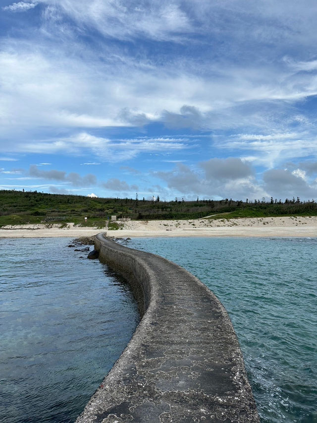 蔓延海中的天堂路