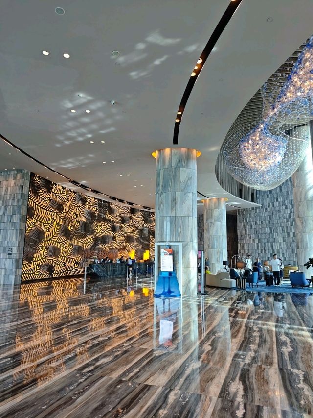 一處集休閒旅遊及地點方便的渡假地方