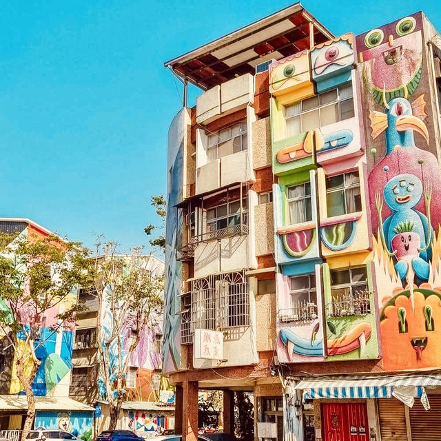 Color & Chaos: A Solo Adventure in Kaohsiung’s Weiwuying Street Art Village