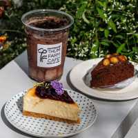 Thum Farm Cafe (ธรรมฟาร์ม)