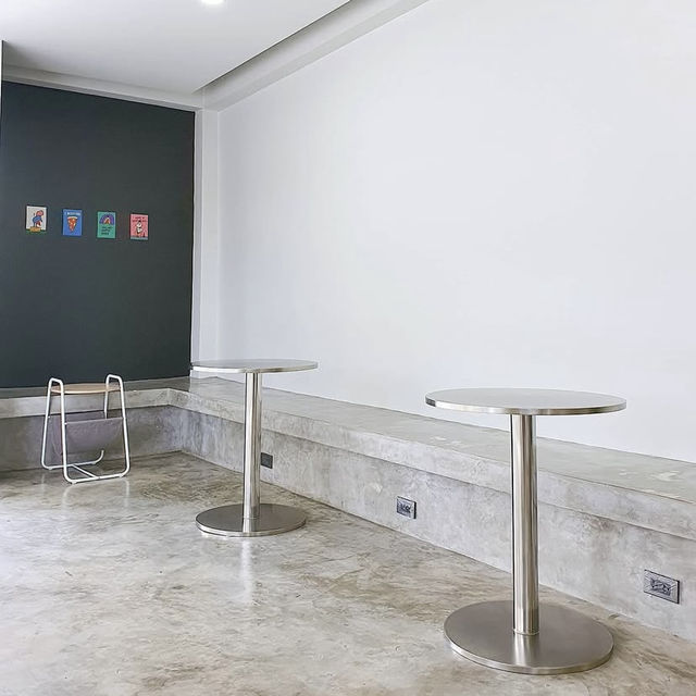 ☕ Intersect.hdy – มุมเงียบใจกลางคอหงส์ 