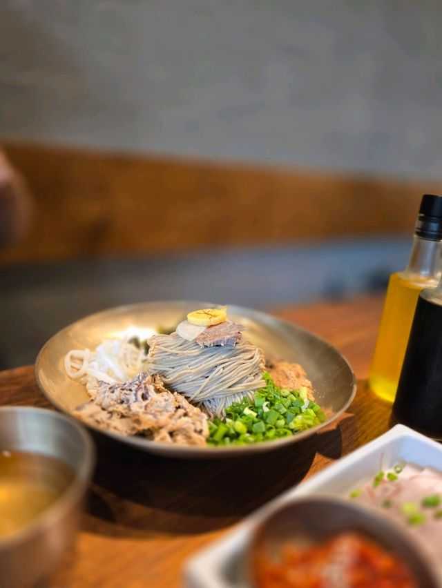 국내여행 서울의 인기 냉면 맛집 서관면옥 홍대