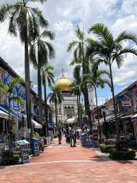 Golden Domes & Chill Streets
