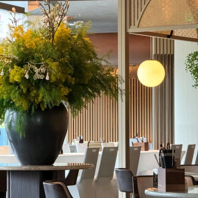 直擊高空商旅的東方魔幻👇 深圳寶安酒店