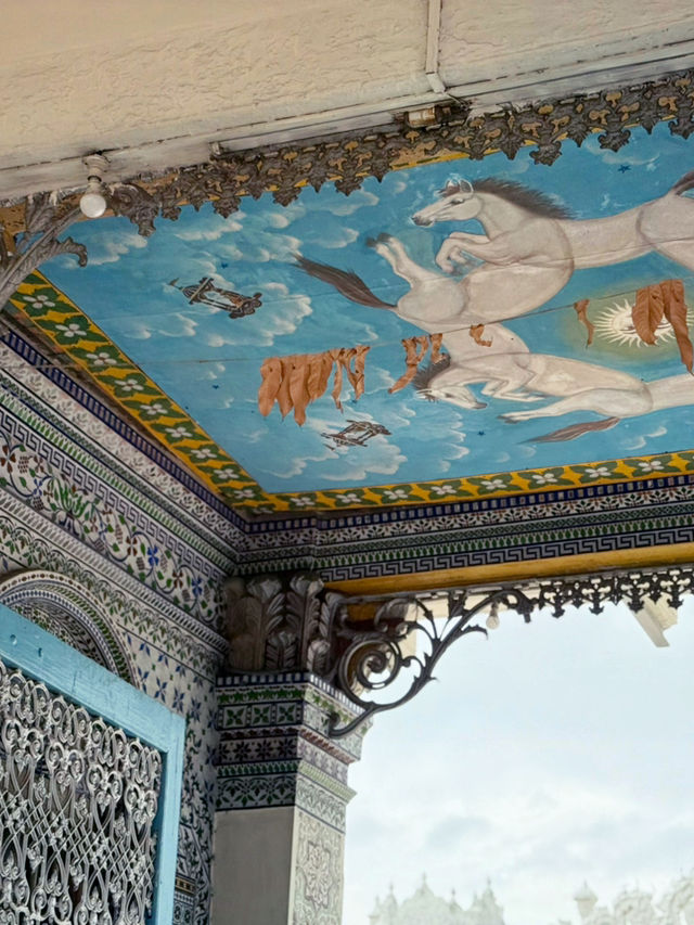 【インド・コルカタ パールシュワナート寺院】異文化感じられる静寂のオアシス