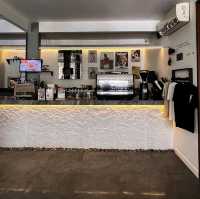 Ams&Dam Cafe