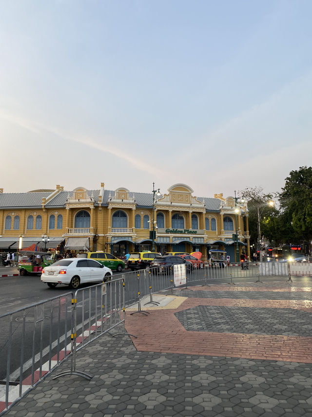 One day trip at Tha tien, Bangkok