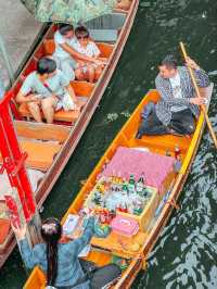 Boatloads of Fun at Damnoen Saduak Floating Market