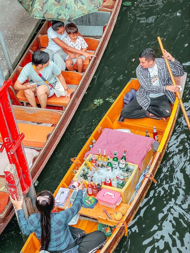 Boatloads of Fun at Damnoen Saduak Floating Market