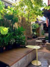  The Shelter Coffee , Phuket 
