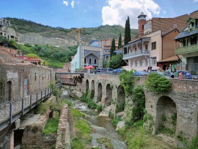 Sulfur Bath Time in Tbilisi