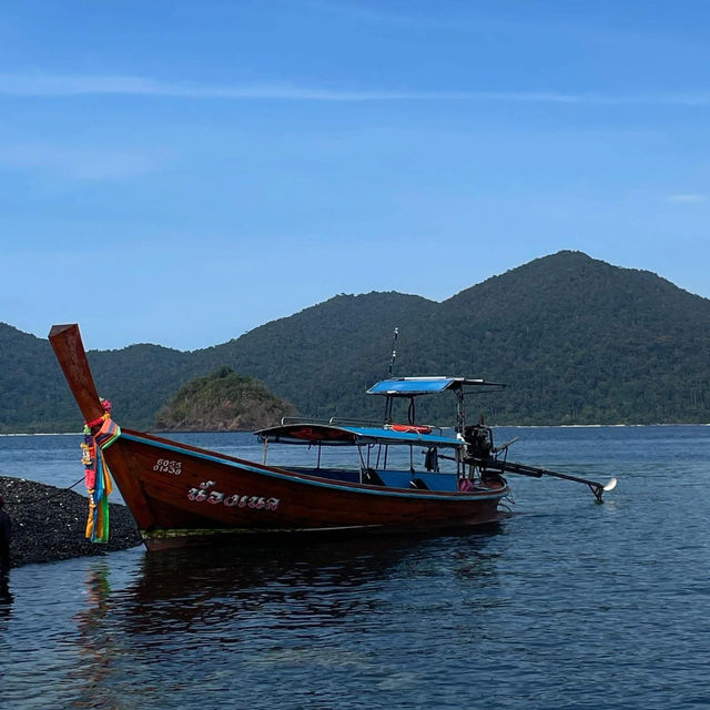 ไปเที่ยวเกาะหลีเป๊ะกันนน🌊🚢🏝️