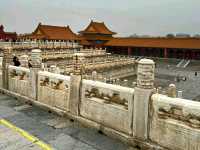 A Walk Through Imperial Wonder : The Forbidden City