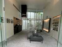 Minimalism, Light & Quiet Moments – A Hidden Gem Stay at Lloyd’s Inn Singapore