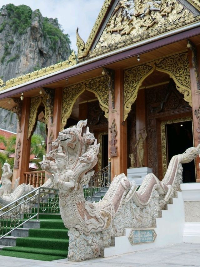 ถ้ำเขาย้อย เพชรบุรี 