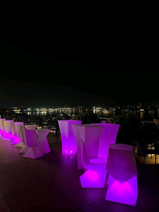 Parosand Sky Bar