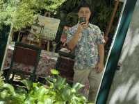 Dining experience in living museum 