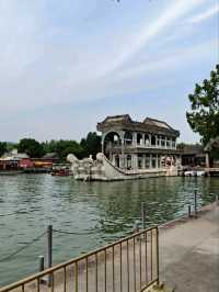 SUMMER PALACE · BEIJING’S 3-SQUARE-KILOMETER IMPERIAL ESCAPE