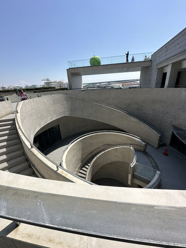 【神戸】兵庫県立美術館