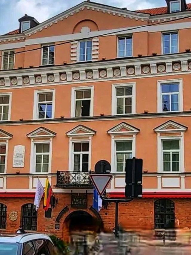 Gate of Dawn – A Sacred Landmark of Vilnius🇱🇹
