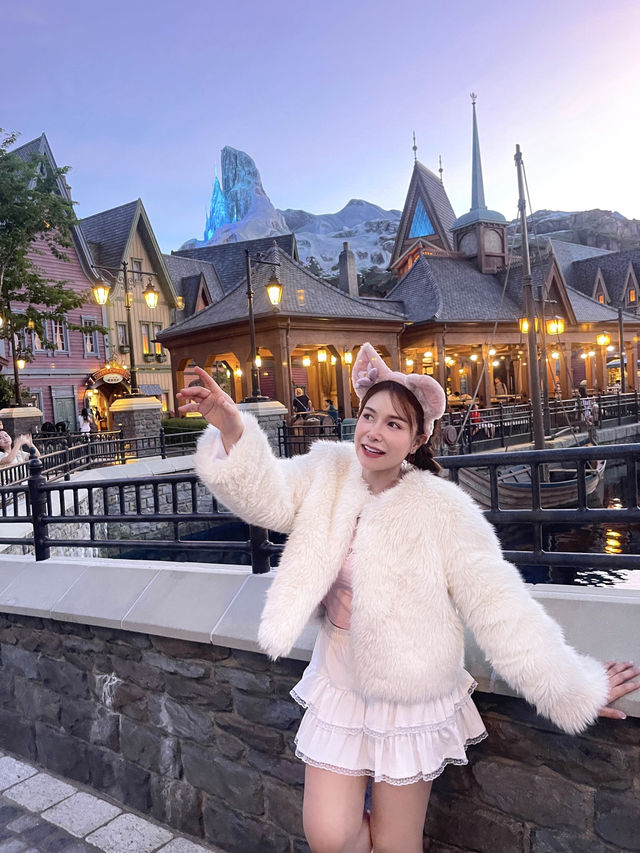 FROZEN Disneyland HK     