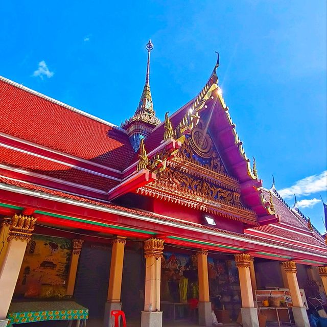 สักการะหลวงพ่อเพชร วัดทินกรนิมิต