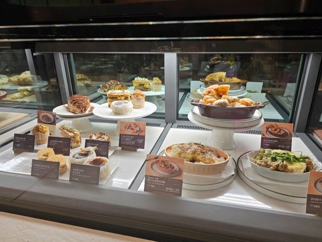 星巴克中的藝術品:DREAM PLAZA 典藏店體驗