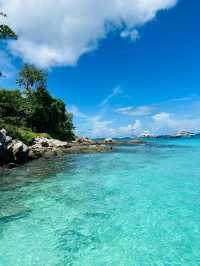ทะเลใสดุจกระจกเยียวยาทุกสิ่ง 🌊เกาะราชา