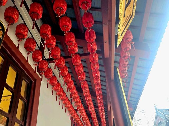 วัดพระหยก (Jade Buddha Temple)