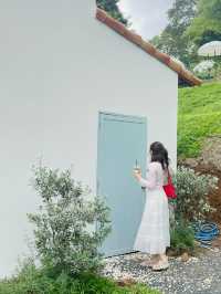 หลีกหนีความวุ่นวายในเมืองมาพักใจที่คาเฟ่มวกเหล็ก