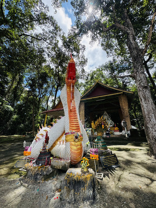 วัดดอนธาตุ สงบเรียบง่าย ใจสบายที่อุบล