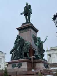SENATE SQUARE: THE ICONIC LANDMARK OF HELSINKI 🏛️🌟🇫🇮
