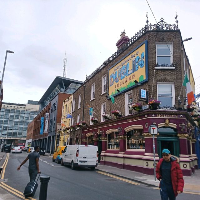 Historical and vibrant Ireland 