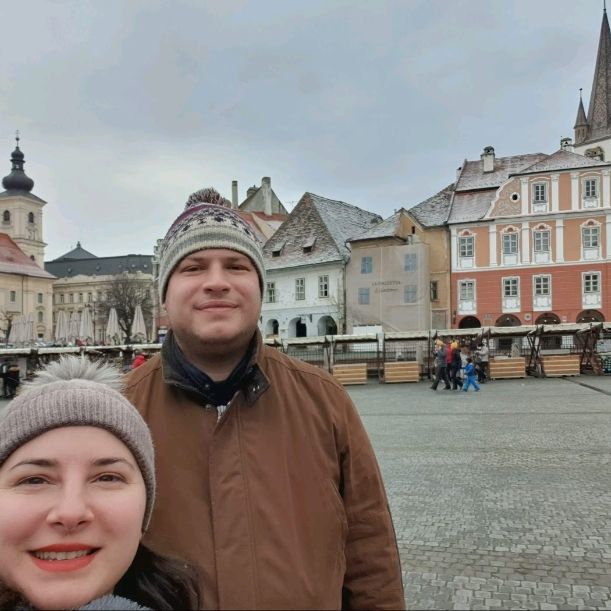 🌆🌈 Exploring the Magic of Union Square, Sibiu! 🏰🇷🇴


