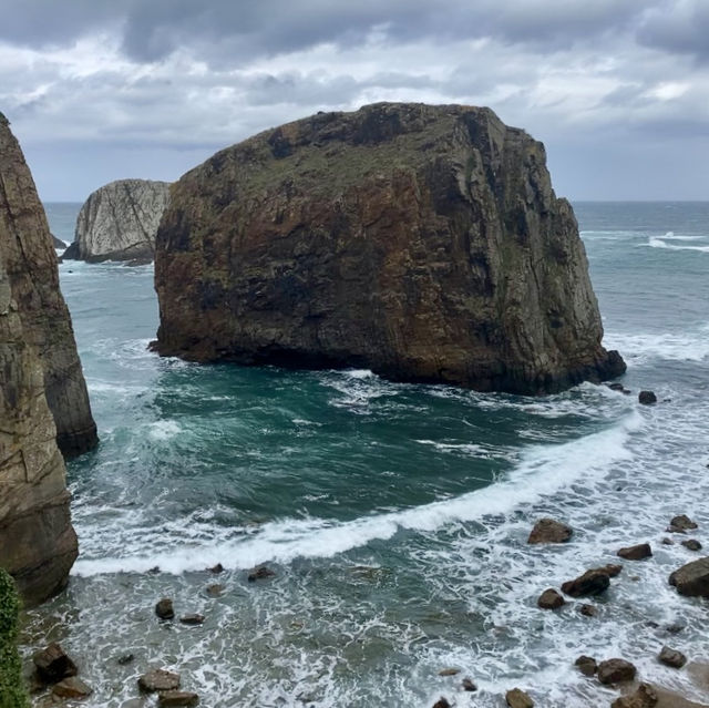 Mirador de Torimbia: A Haven for Nature Enthusiasts and Photographers 📸🌅