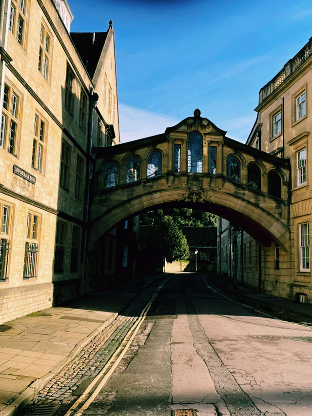 🏛️ Oxford’s Historic Heart: Covered Market, City Center & Exam Schools