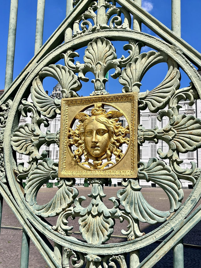 Royal Palace of Turin – Feel of Royalty, Open to All 👑
