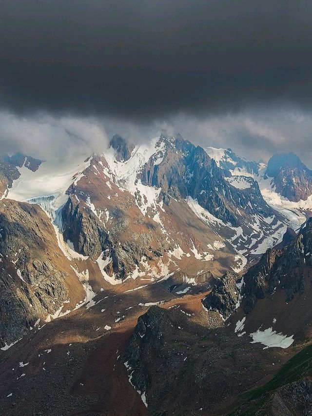 Shymbulak – Almaty’s Alpine Playground Above the Clouds