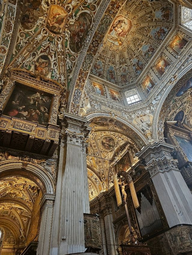 Discovering Cattedrale di Sant'Alessandro Martire in Bergamo: A Jewel of Italian Baroque
