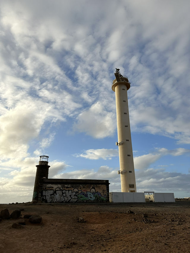 A Dream Weekend in Lanzarote: Renting the Island’s Prettiest House and Smart Travel Hacks