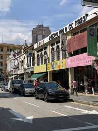 Discovering the Vibrant Yalan Petaling Market in Kuala Lumpur