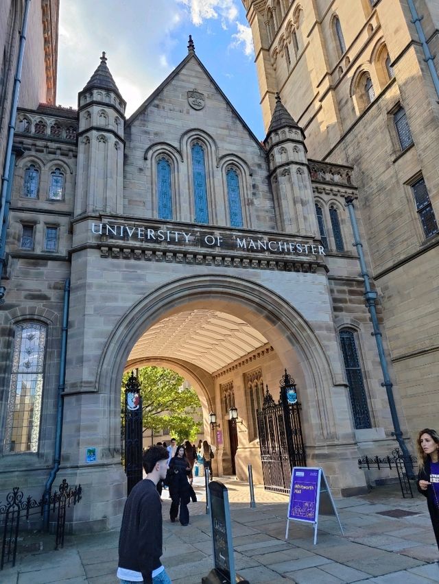 Review Title: Where Red Brick Meets Quiet Majesty — A Stroll Through Manchester’s Academic Heart Review Title: Where Red Brick Meets Quiet Majesty — A Stroll Through Manchester’s Academic Heart