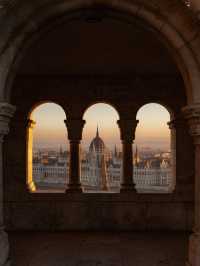 𝑩𝒆𝒂𝒖𝒕𝒊𝒇𝒖𝒍 𝑩𝒖𝒅𝒂𝒑𝒆𝒔𝒕 - 𝑻𝒉𝒆 𝑪𝒊𝒕𝒚 𝑼𝒏𝒊𝒕𝒆𝒅 𝒃𝒚 𝑴𝒂𝒈𝒊𝒄!