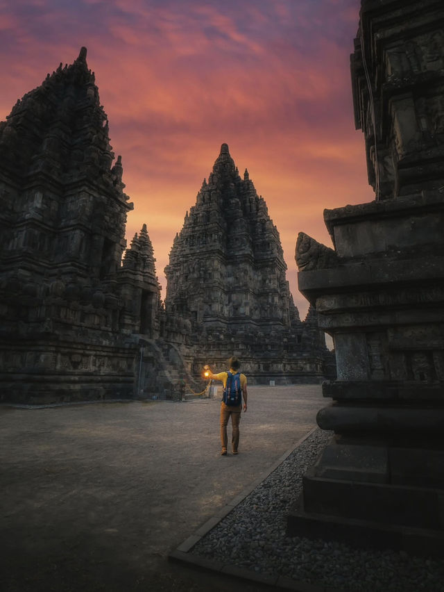 🌋 Java's Epic Heartbeat: Temples, Volcanoes, and Timeless Culture 🌋 Java's Epic Heartbeat: Temples, Volcanoes, and Timeless Culture
