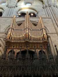 ✨ Durham Cathedral – A visitor experience full of awe and serenity ✨ 🌿🕯️