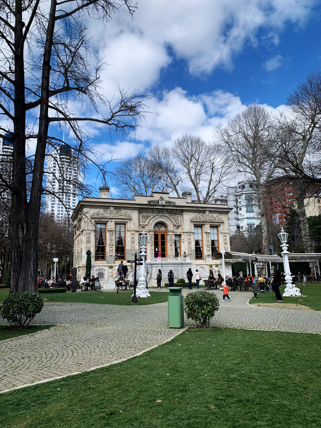 🌿 Ihlamur Kasrı: A Hidden Ottoman Pavilion in the Heart of Istanbul